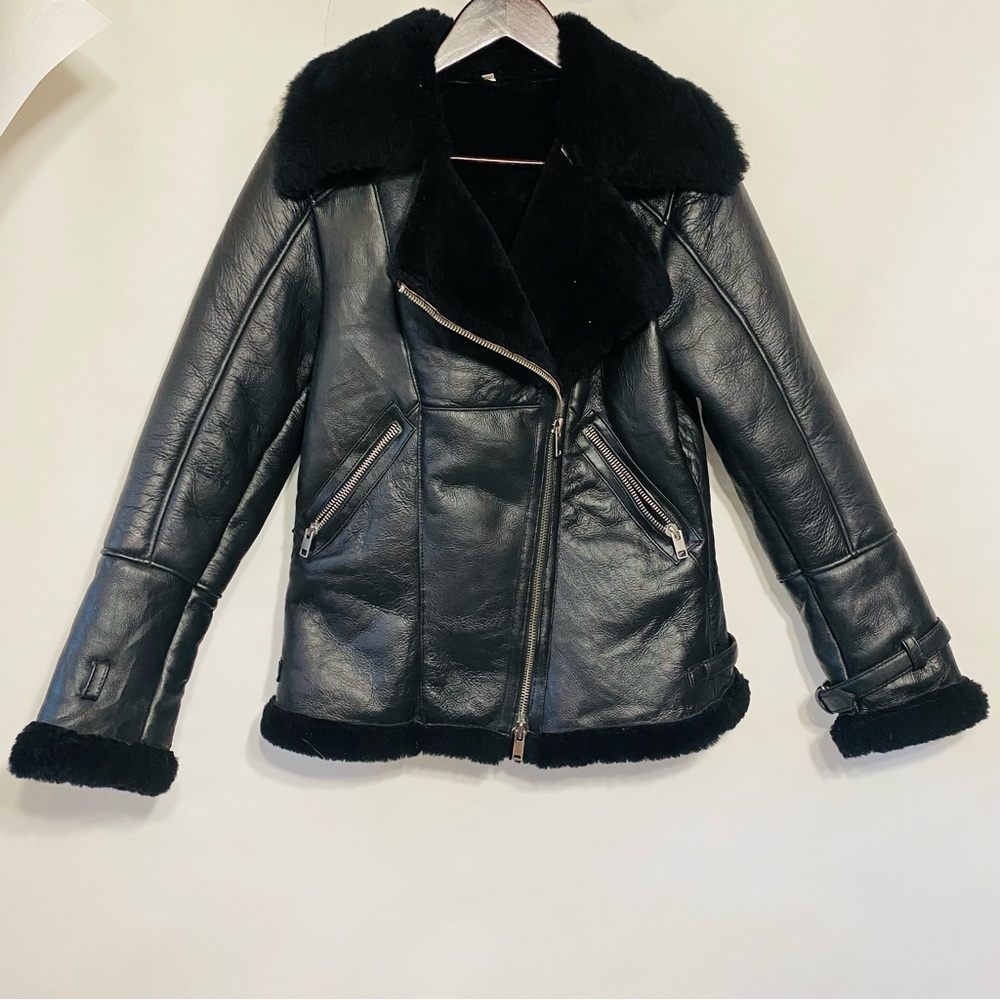 Black Leather Shearling Motorcycle Jacket Size Medium - Picture 1 of 7